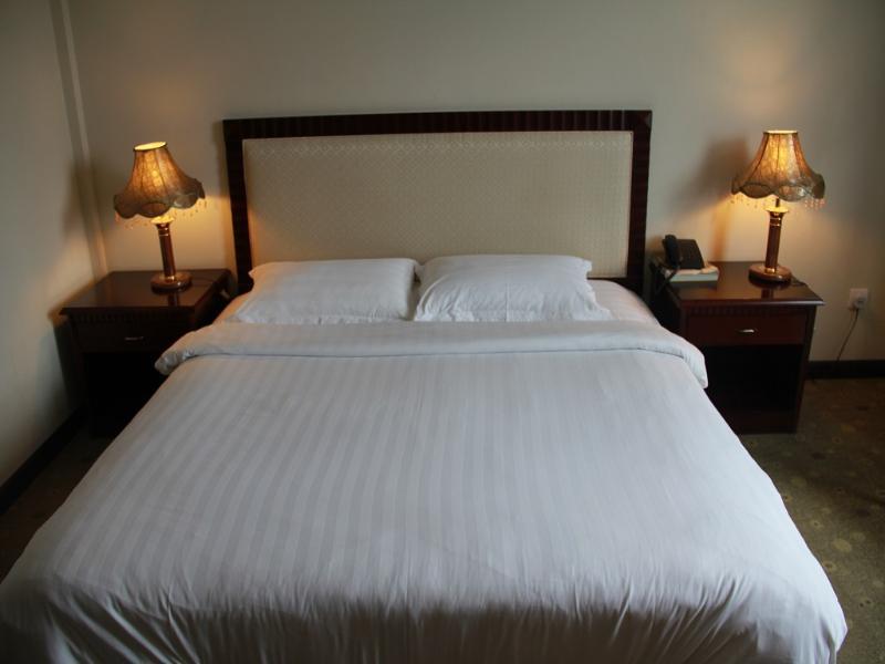 Palm Garden Hotel Brunei Bandar Seri Begavan Dış mekan fotoğraf