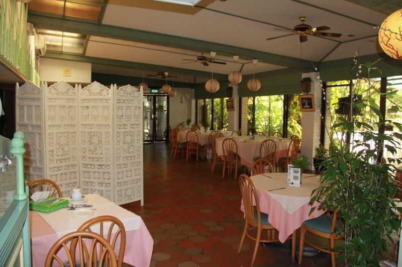 Palm Garden Hotel Brunei Bandar Seri Begavan Dış mekan fotoğraf