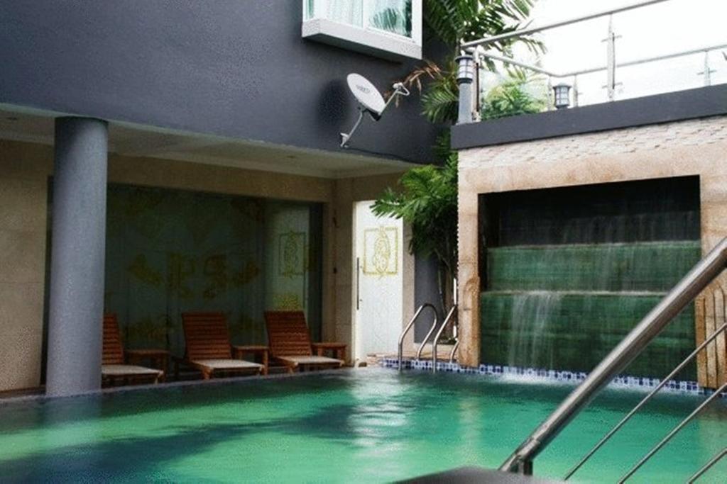 Palm Garden Hotel Brunei Bandar Seri Begavan Dış mekan fotoğraf